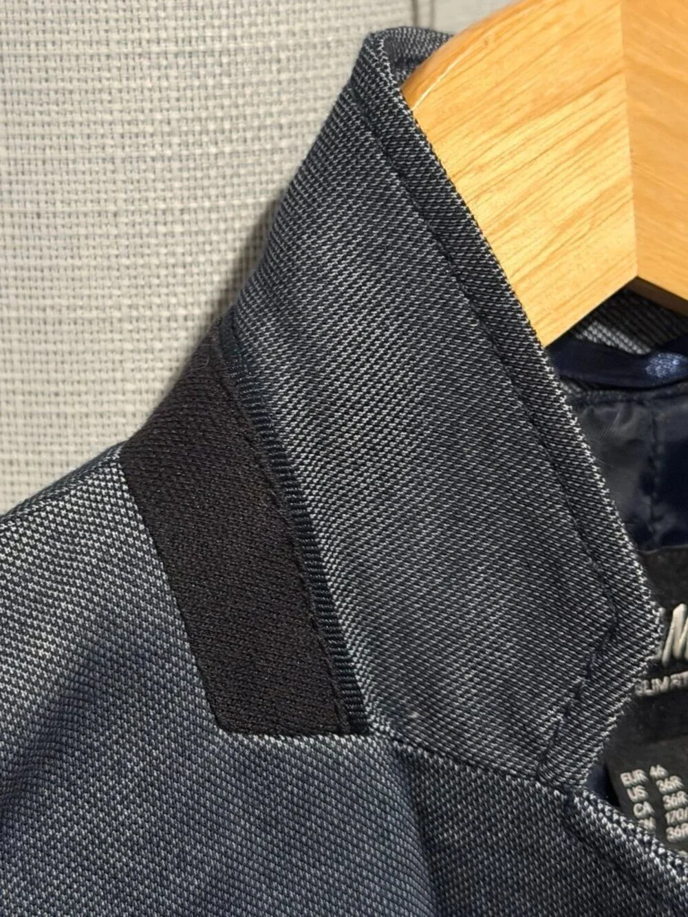 H&M Grey Tailored Sport Coat 36R - Modern Minimalist Blazer